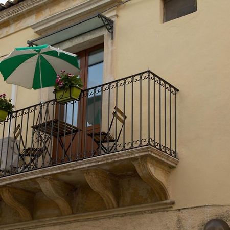 Noto Bedda Bed&Breakfast Buitenkant foto