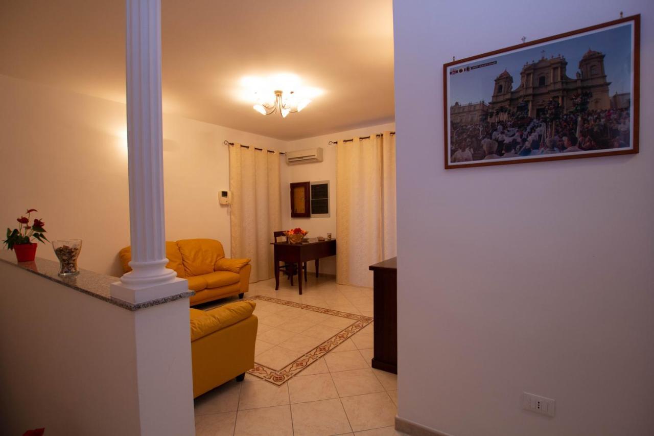 Noto Bedda Bed&Breakfast Buitenkant foto