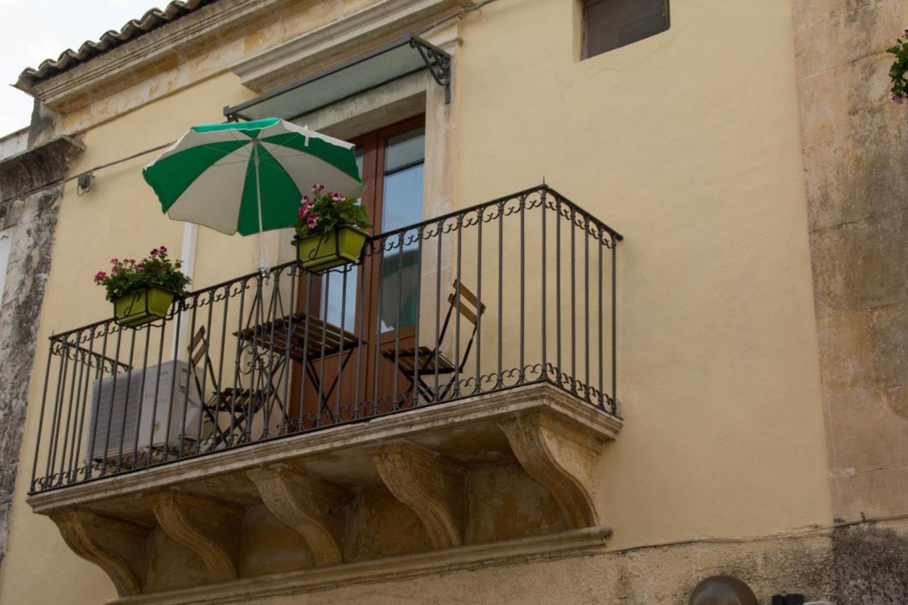 Noto Bedda Bed&Breakfast Buitenkant foto