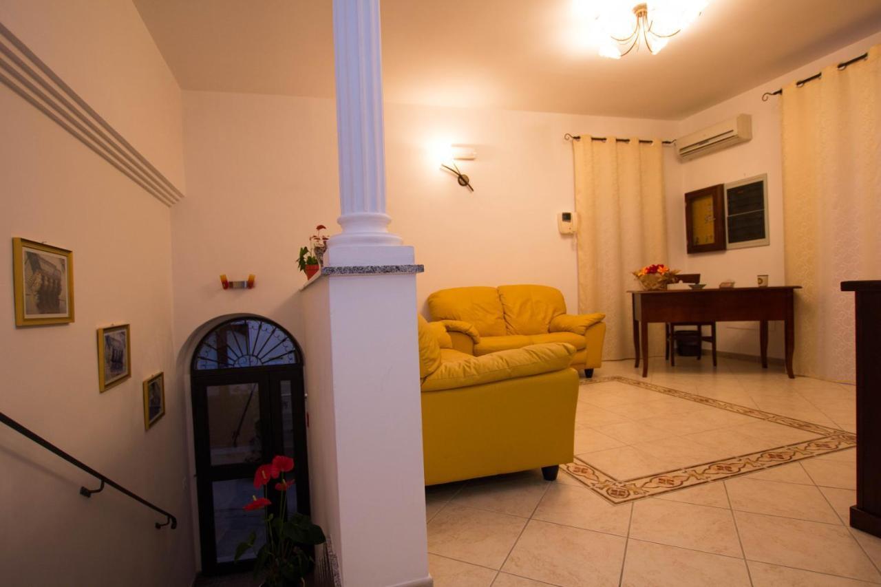Noto Bedda Bed&Breakfast Buitenkant foto